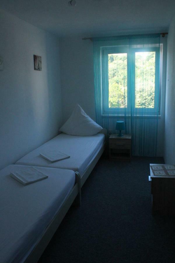Apartments Baka Jelka Мандре Екстер'єр фото